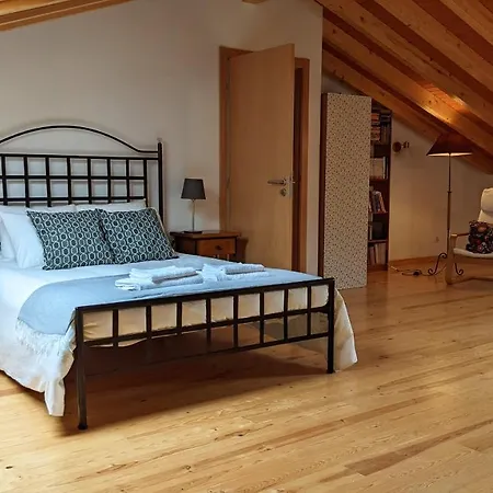 Casa Domingues Holiday home *